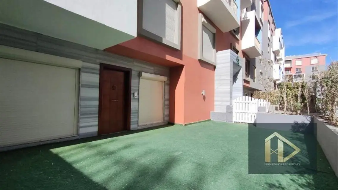 Luxury Villa for Sale with Private Garden and Pool