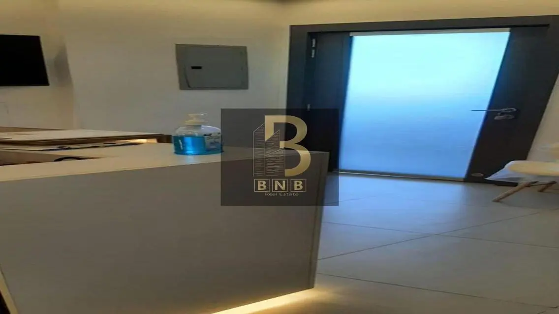 Investment Opportunity: Well-equipped Office in the City Center