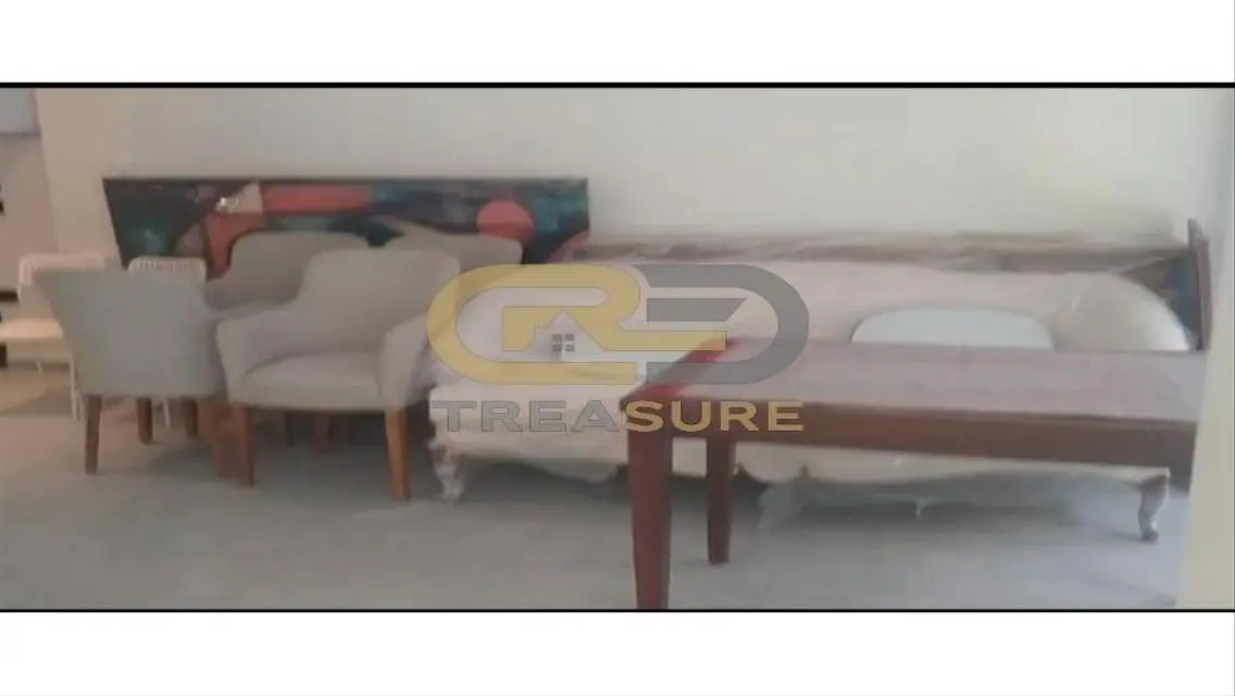 Spacious Apartment with Private Garden