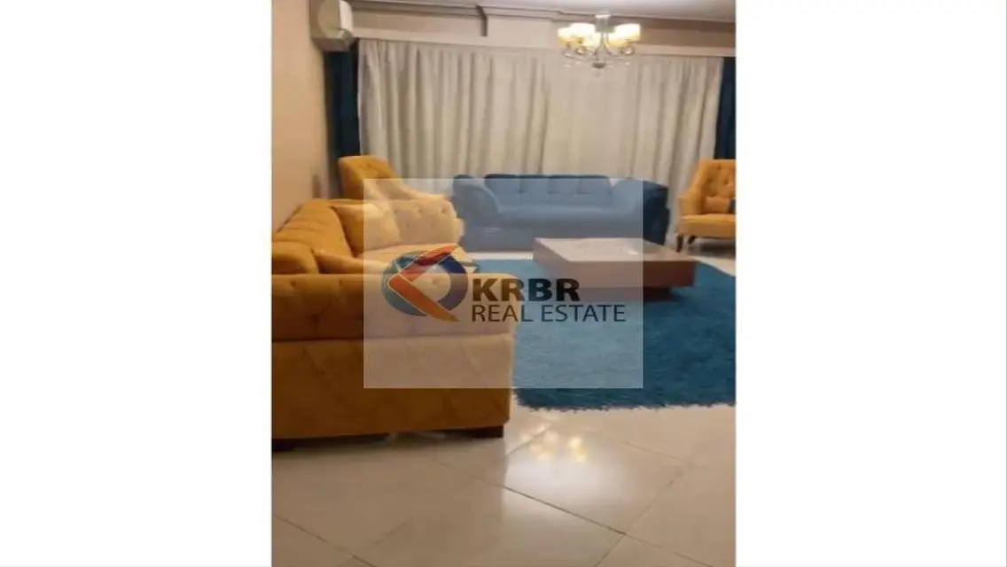 شقة فاخرة للإيجار في المدينة