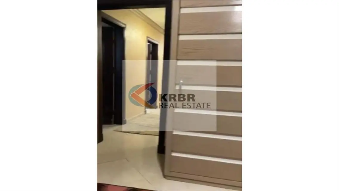 شقة فاخرة للإيجار في المدينة