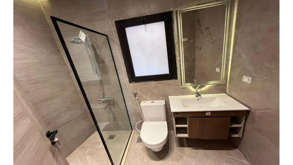 Amazing Apartment for Sale - 6 Meters at Price 60000