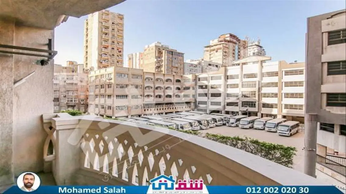 شقة رائعة للإيجار بمساحة 215 متر