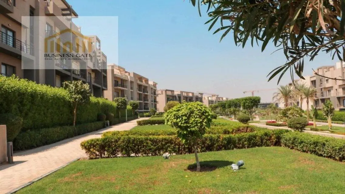 شقة جاهزة للسكن في كمبوند المراسم - 3 غرف نوم