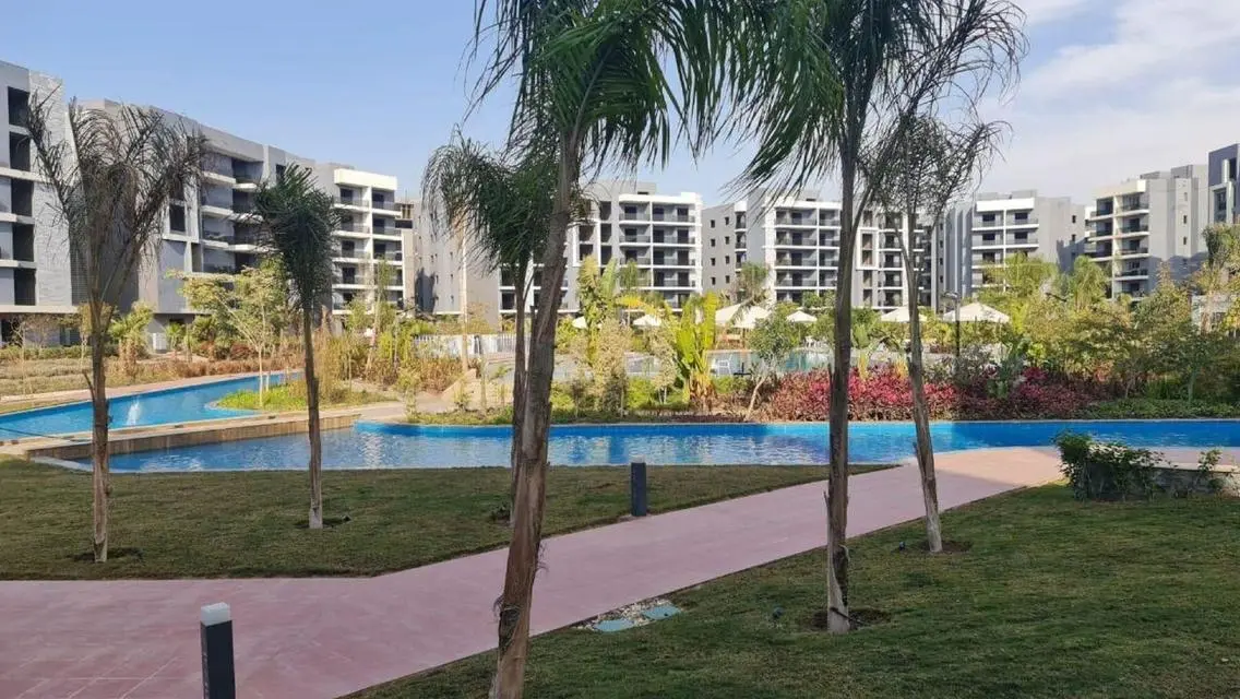 Luxury Villa for Sale at 8,600,000 EGP with Private Pool and Lake View