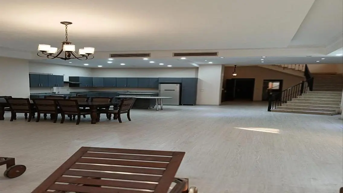 Luxury 3-Bedroom Apartment with Private Pool and Garden