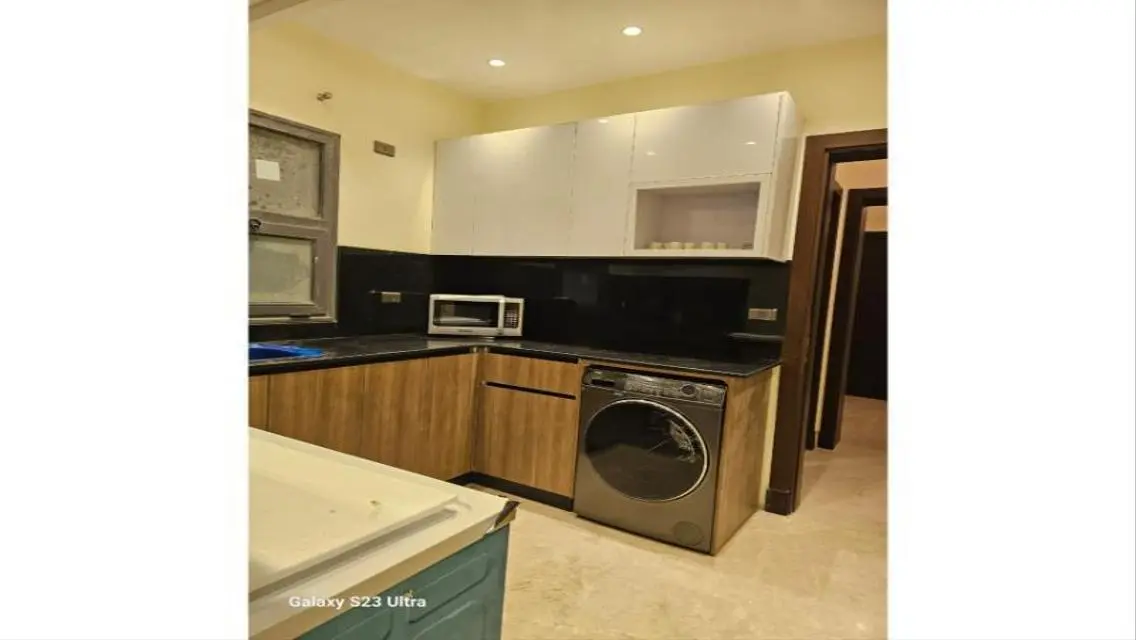 Luxury Apartment for Sale in Eastown - Comfort and Style