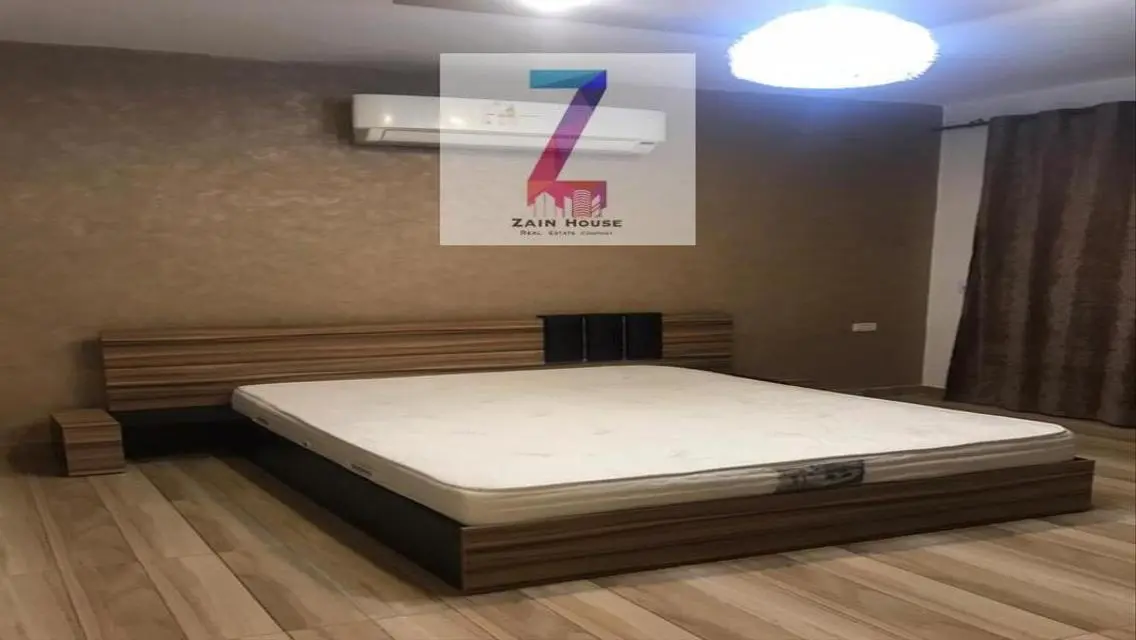 شقة مميزة للبيع مع شرفة