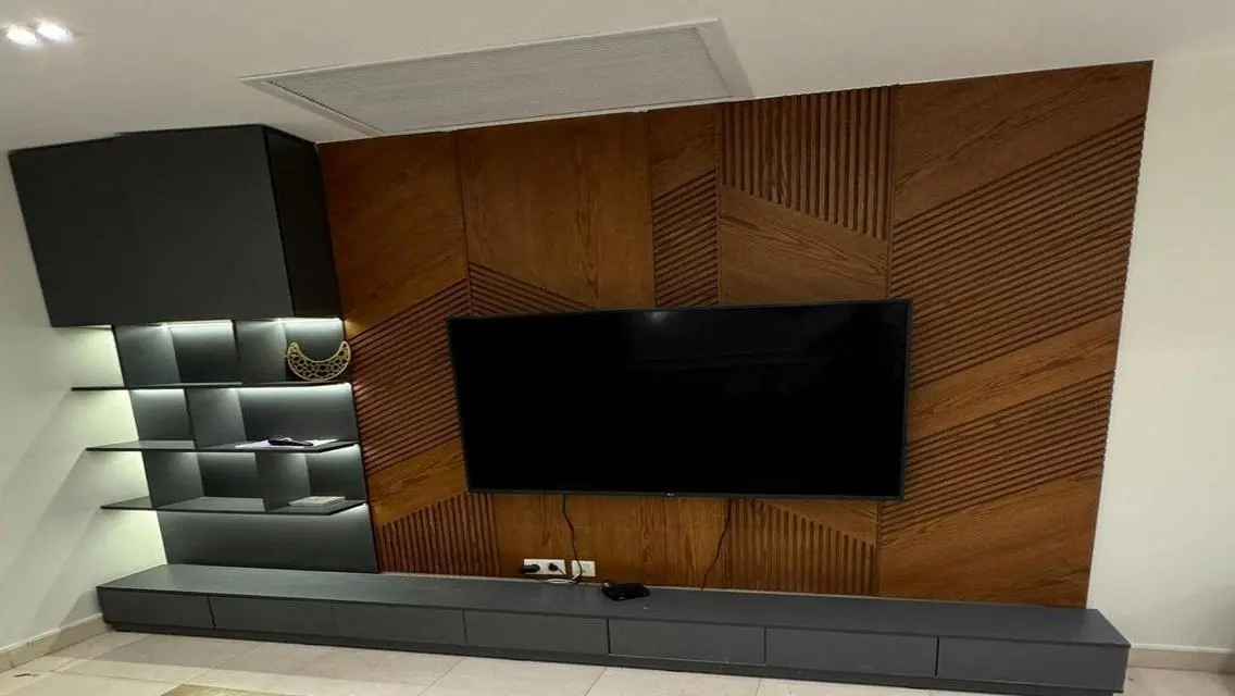 Luxury Apartment with View of a Major Landmark