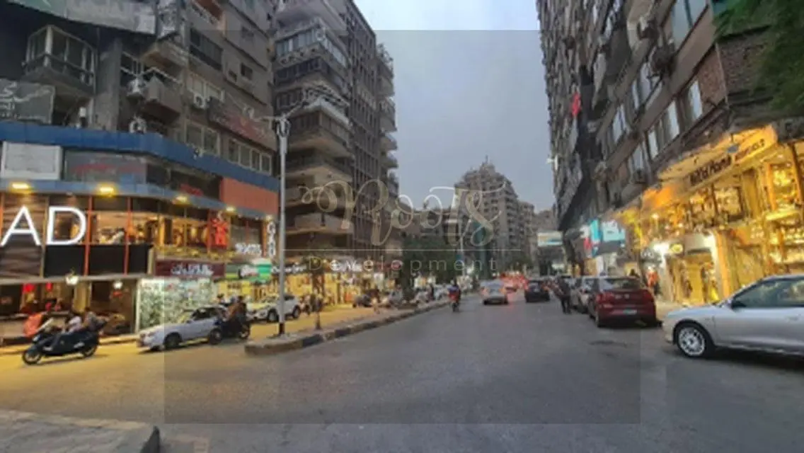 شقة مميزة بمساحة 180 متر للبيع
