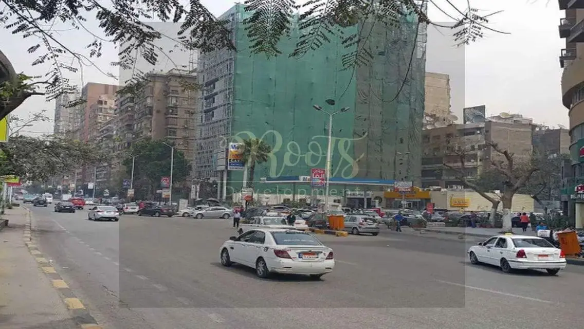 شقة مميزة بمساحة 180 متر للبيع