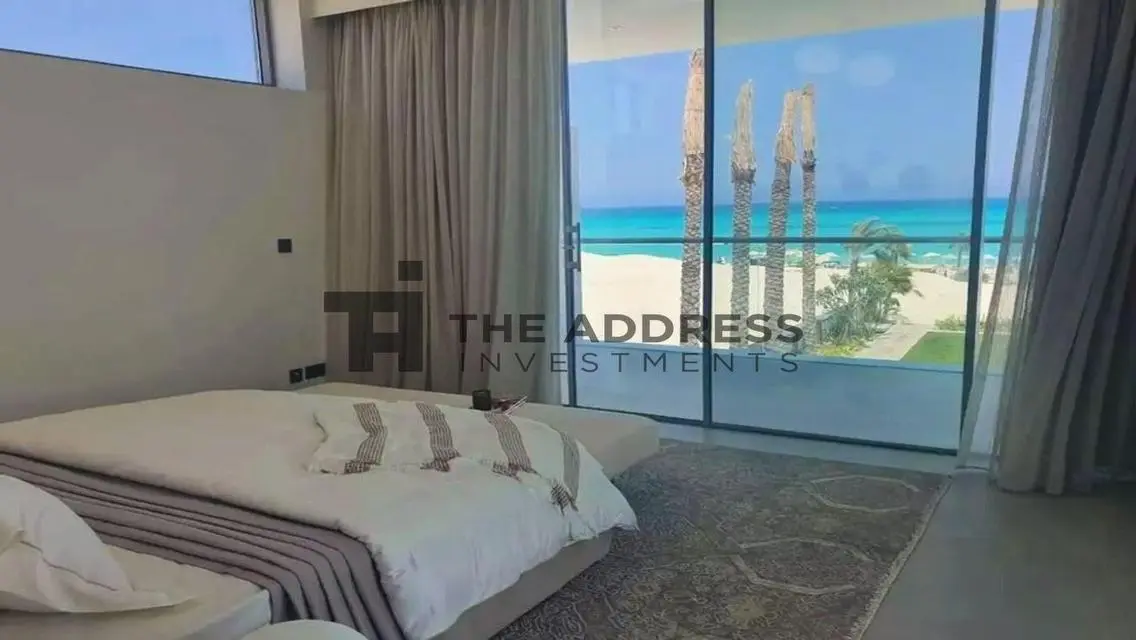 Luxury Villa in Summer 16-13 with Private Pool and Garden