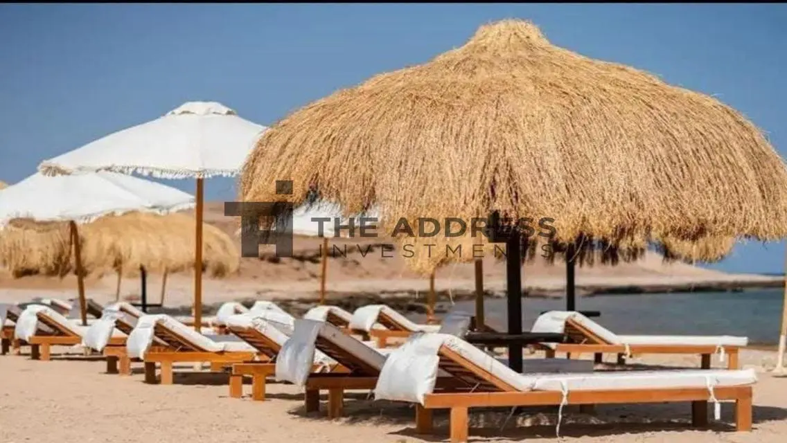 Luxury Villa in Summer 16-13 with Private Pool and Garden
