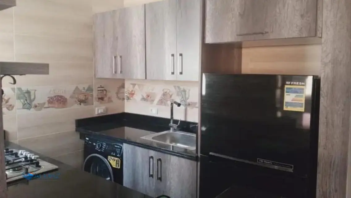 Stunning Apartment with Balcony and Additional Amenities