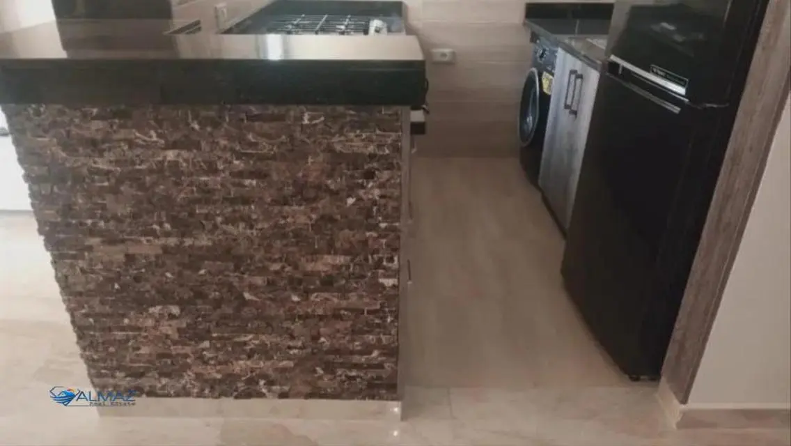 Stunning Apartment with Balcony and Additional Amenities
