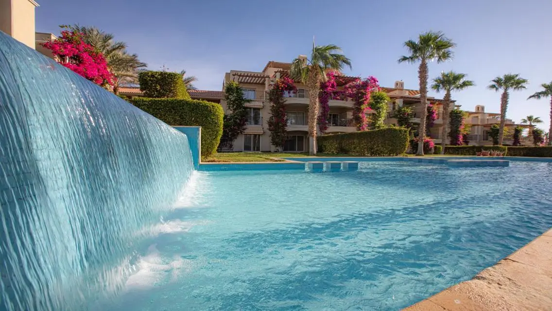 Luxury Apartment for Sale with Lake View