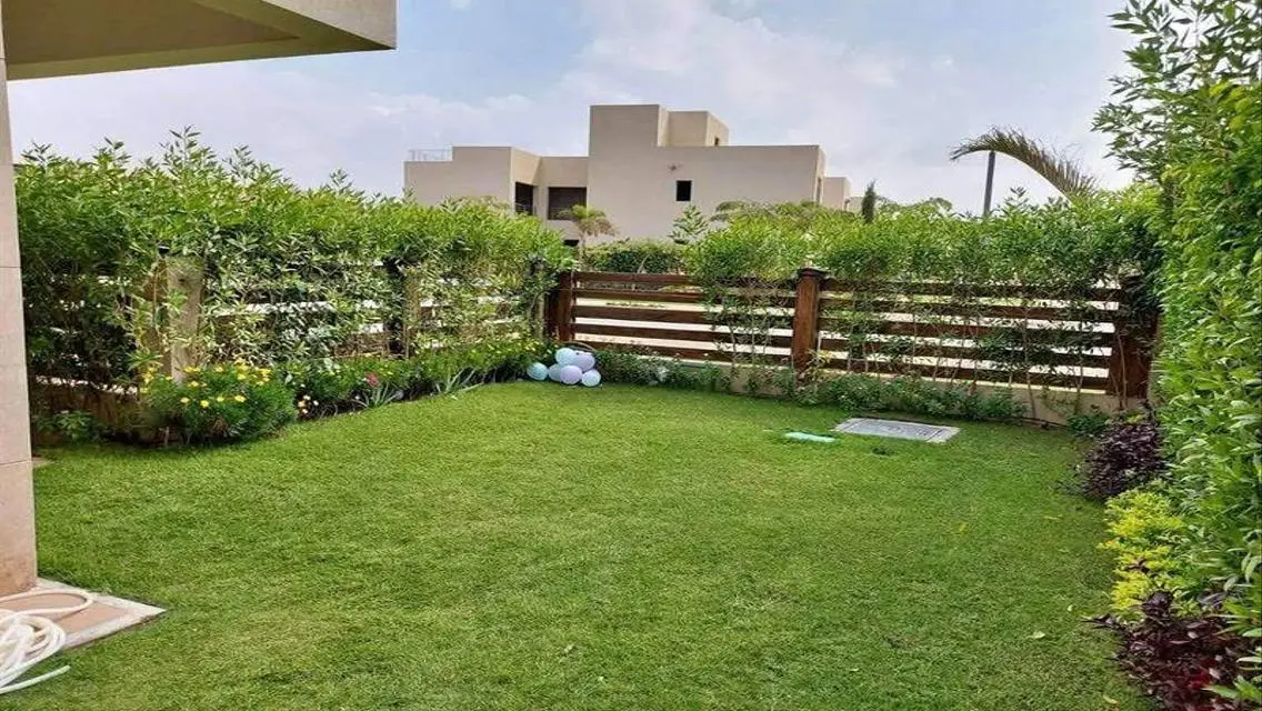 Luxury Villa with Private Garden and Pool