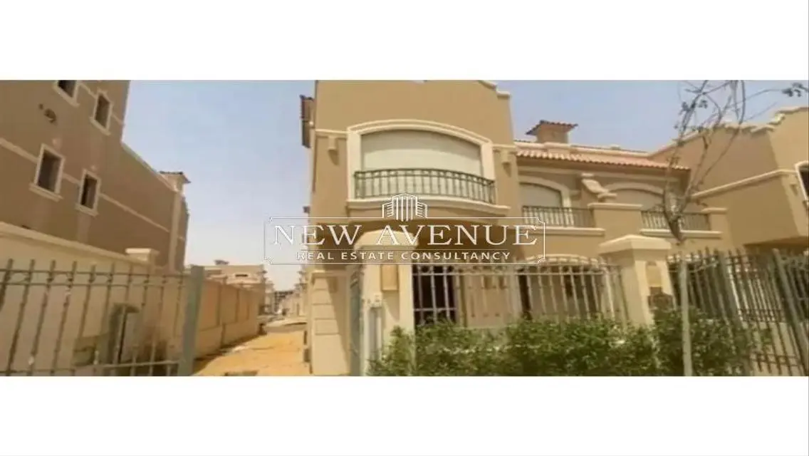 شقة فاخرة للبيع بمساحة 205 متر