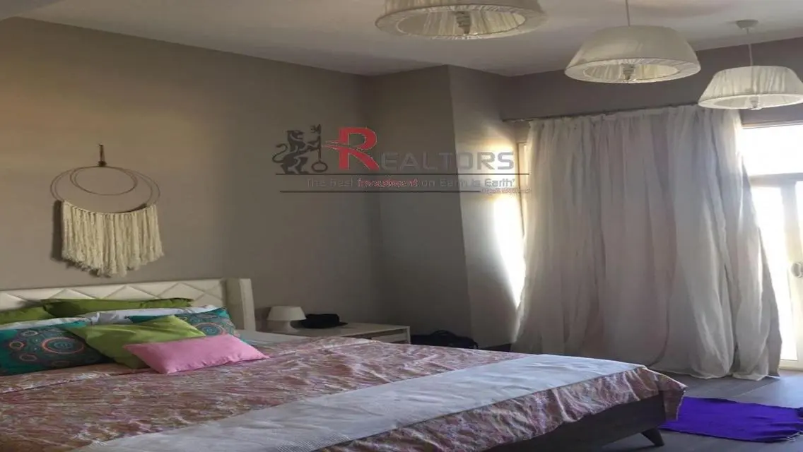1st Row Golf Villa with Private Pool