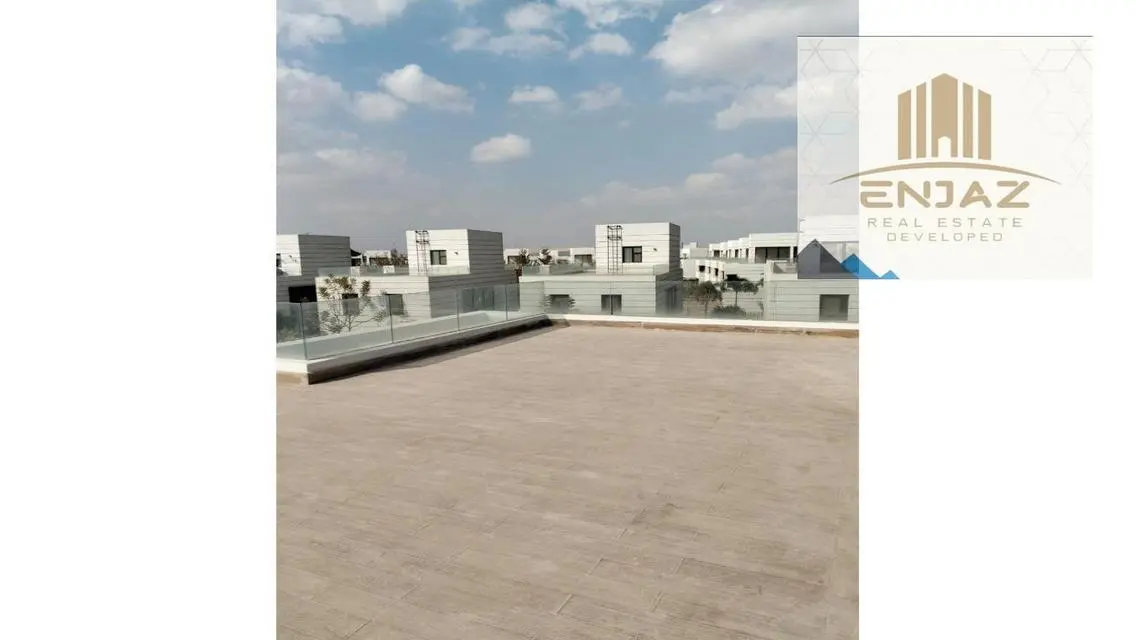 شقة فاخرة مع حديقة خاصة