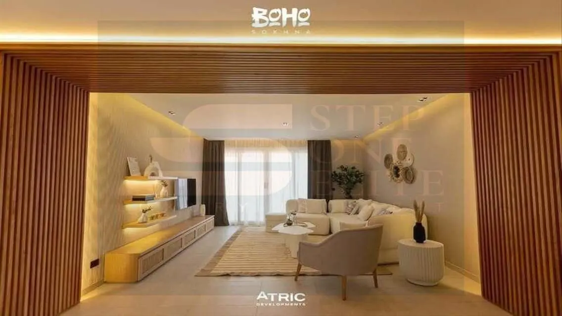 Luxury Apartment with Lake View and Private Garden
