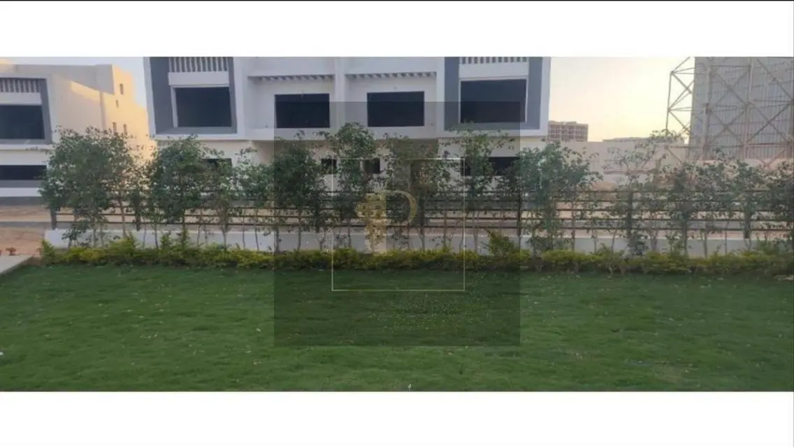 Luxury Apartment for Sale at 5,500,000 EGP with Spacious Living