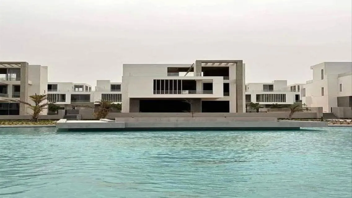 Luxury Villa with Garden and Shared Pool in Prime Location