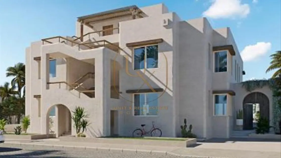 Luxury Villa with Unique Design and 10 Meter Space