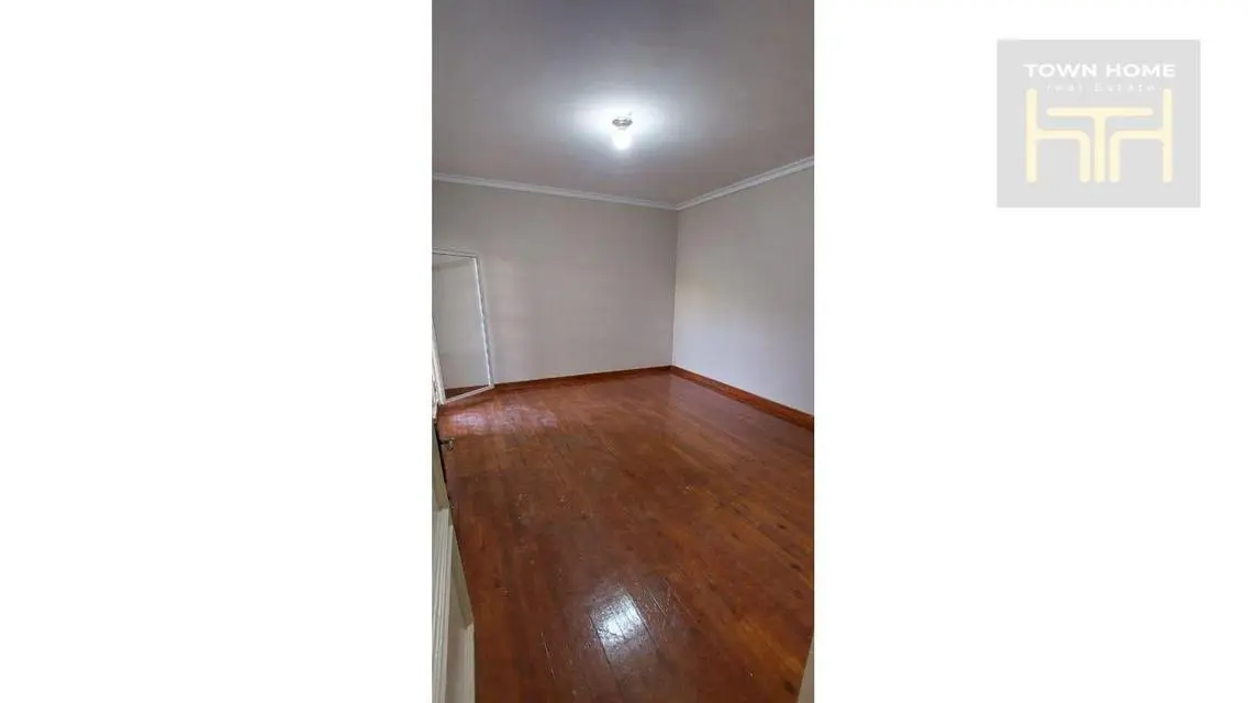 Luxury Apartment with Private Garden in Prime Location