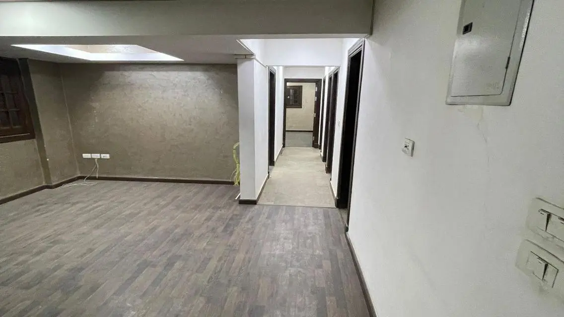 شقة فاخرة بمساحة 200 متر للبيع