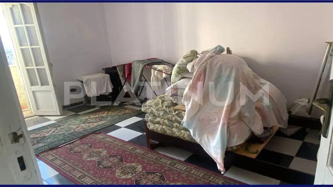 وحدة سكنية جديدة رائعة بمساحة متر