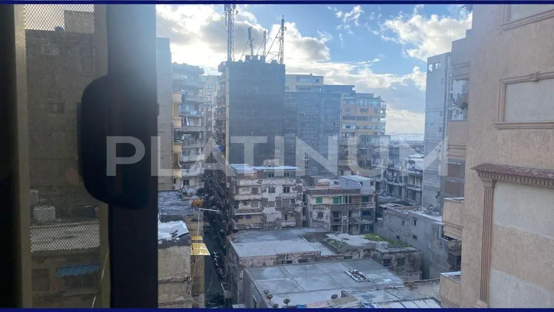 وحدة سكنية جديدة رائعة بمساحة متر