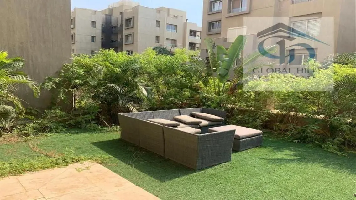 Apartment in The Village: 2 Bedrooms with Private Garden