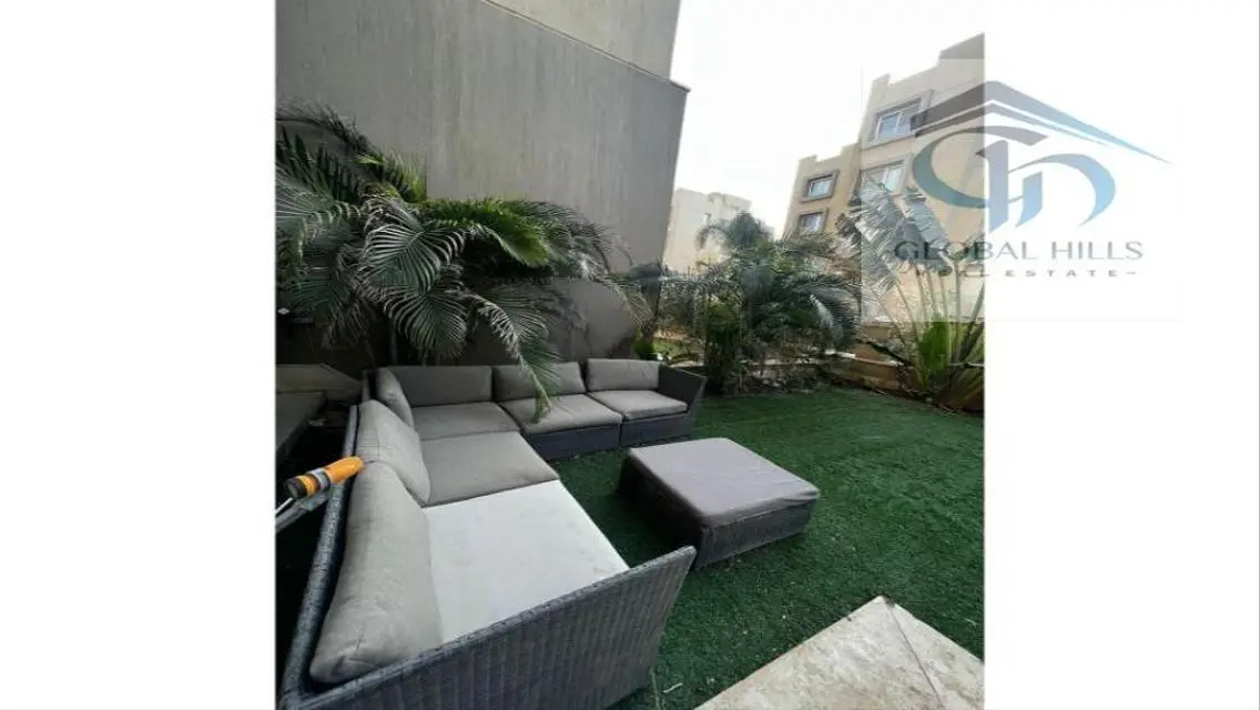 Apartment in The Village: 2 Bedrooms with Private Garden