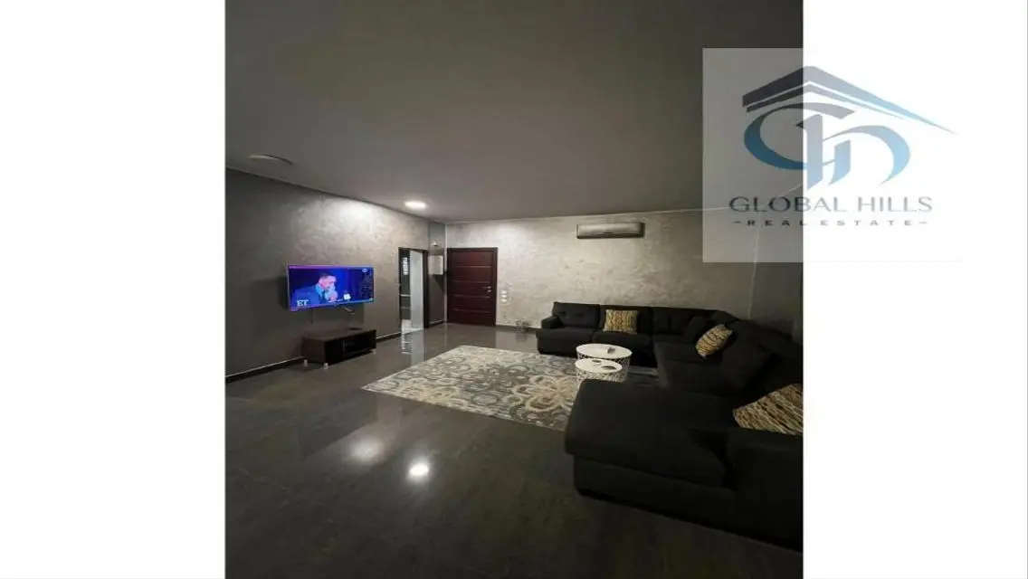 Apartment in The Village: 2 Bedrooms with Private Garden