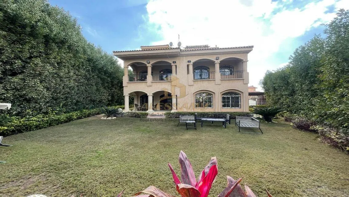 Luxury Villa for Sale in VG2-11