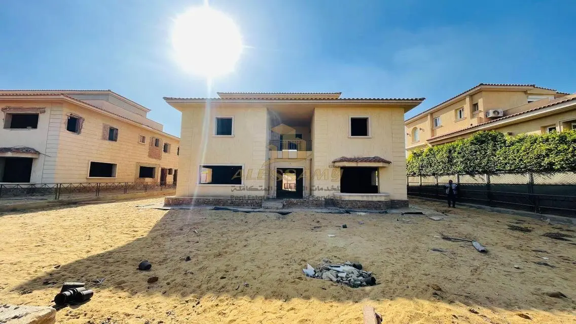 Exceptional Investment Opportunity in Prime Location - 65000000 EGP