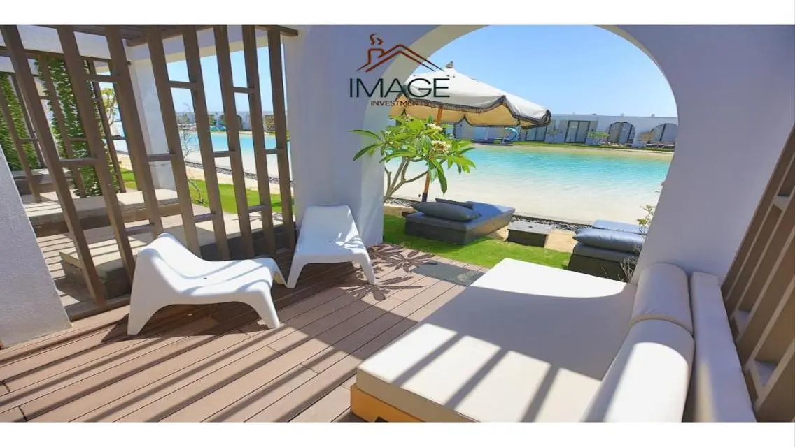 Luxury Apartment for Sale with Lake View
