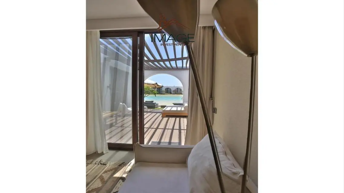 Luxury Apartment for Sale with Lake View