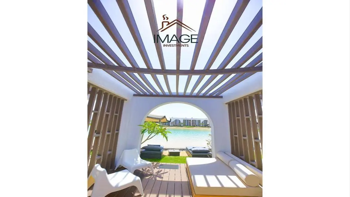 Luxury Apartment for Sale with Lake View