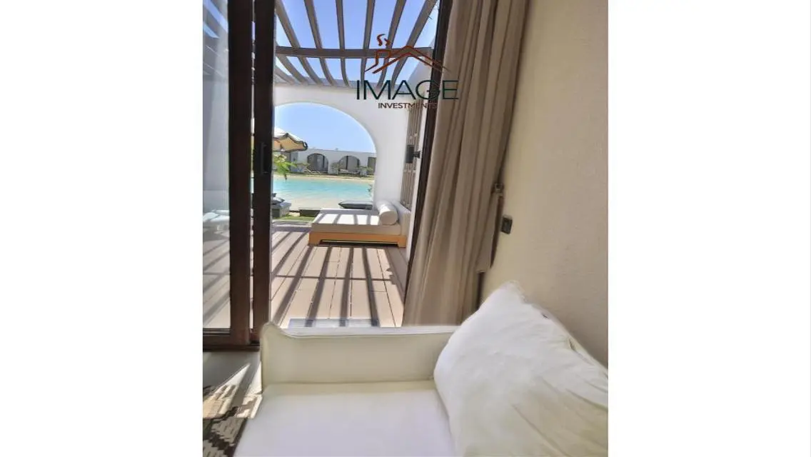 Luxury Apartment for Sale with Lake View