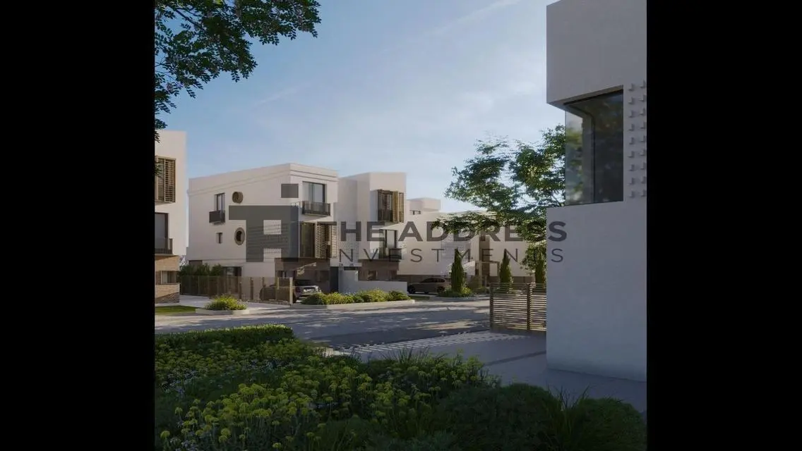 Luxury Villa for Sale with Unique Design in Strategic Location