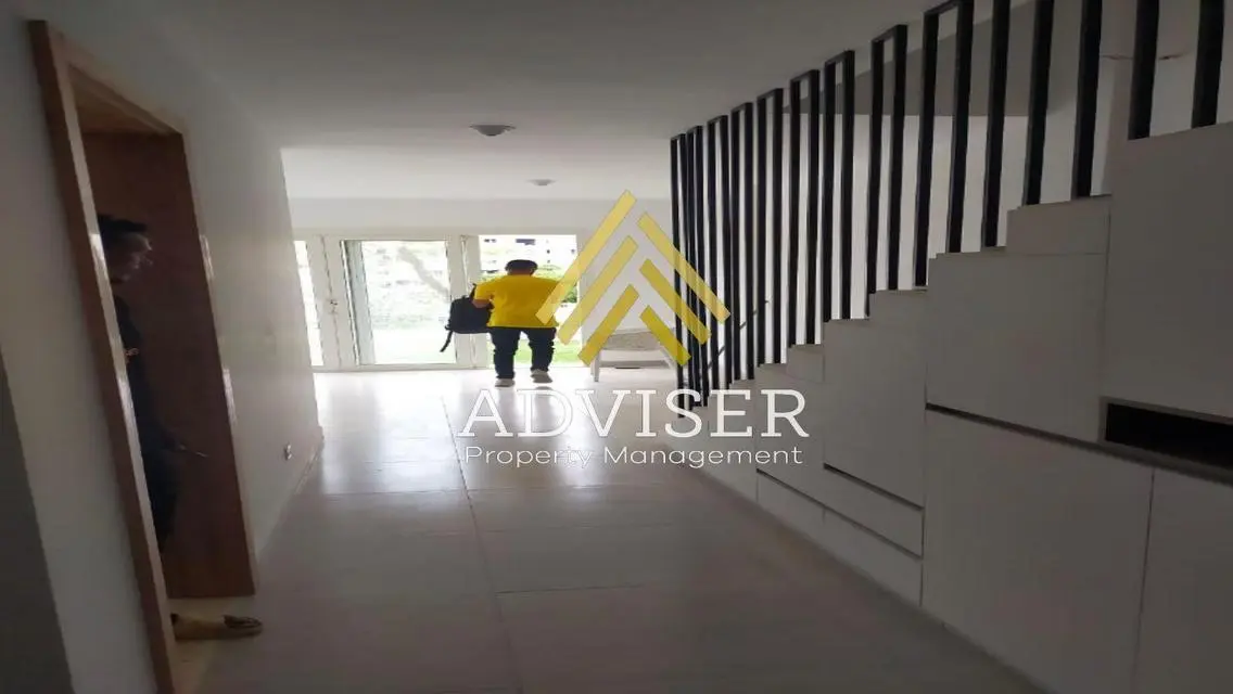 Luxury Villa for Sale with Private Garden and Pool in Prime Location
