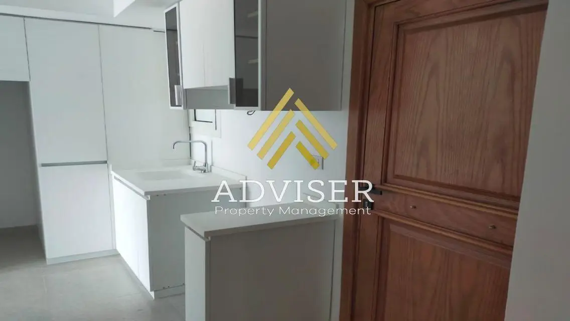 Luxury Villa for Sale with Private Garden and Pool in Prime Location