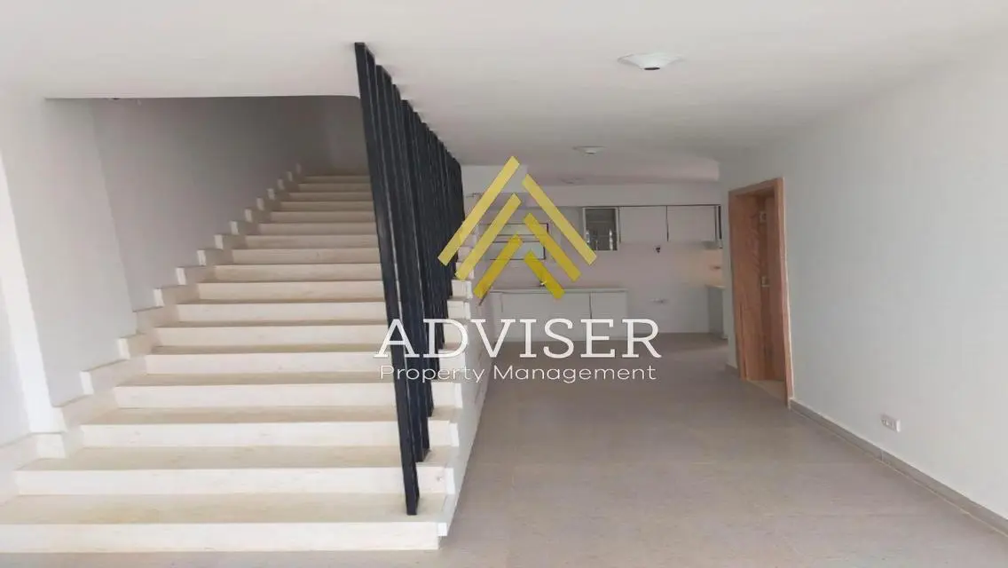 Luxury Villa for Sale with Private Garden and Pool in Prime Location