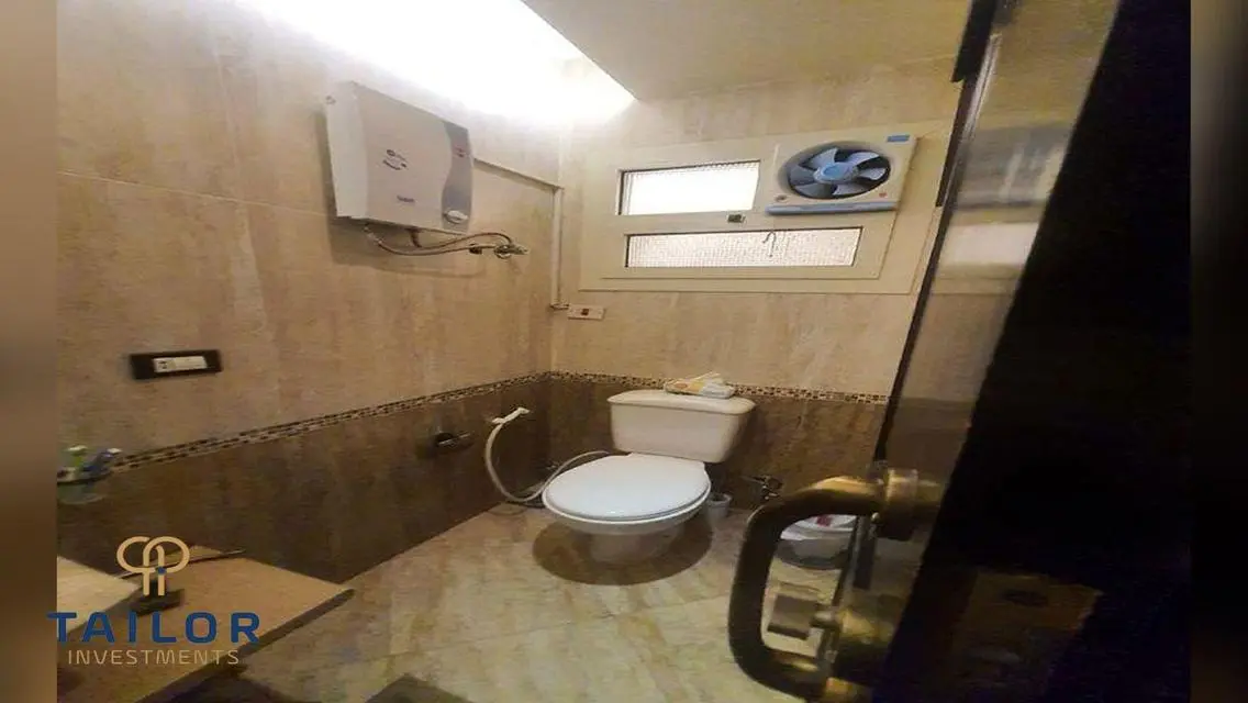 شقة فاخرة للإيجار بموقع متميز