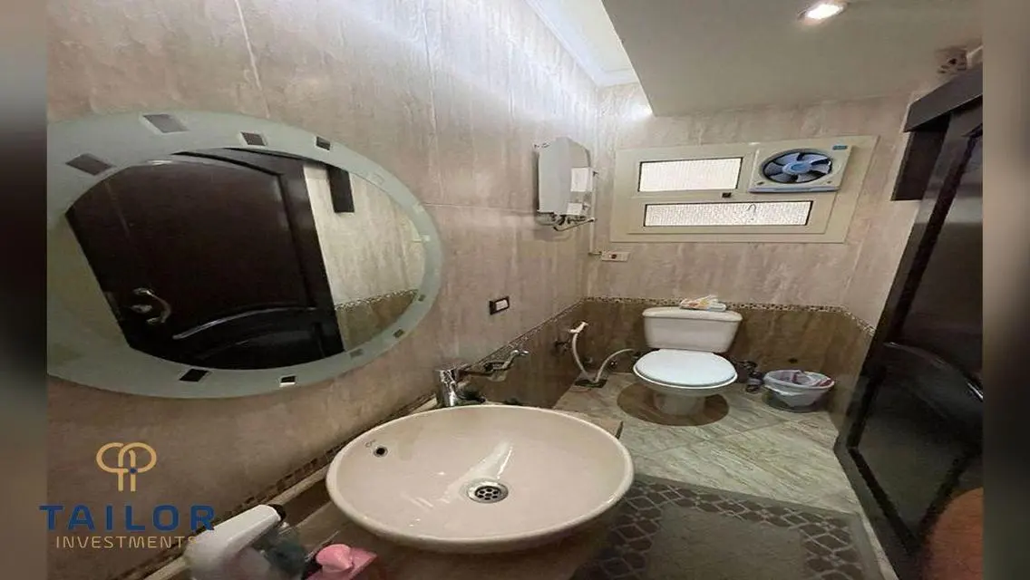 شقة فاخرة للإيجار بموقع متميز