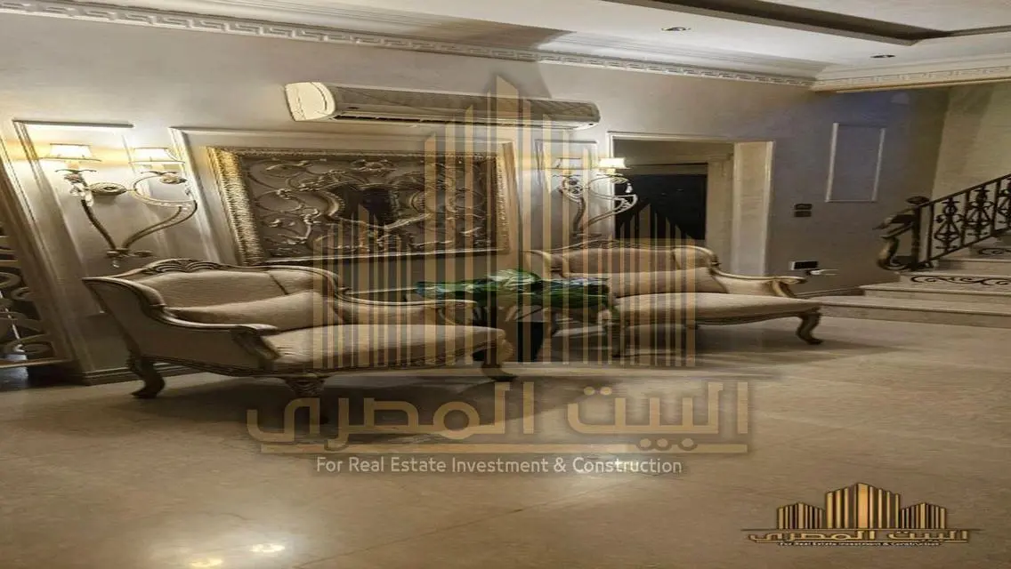 فيلا مستقلة فاخرة بمساحة واسعة