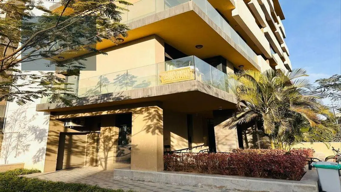 Luxurious 150 m² Apartment for Sale Overlooking a Landmark