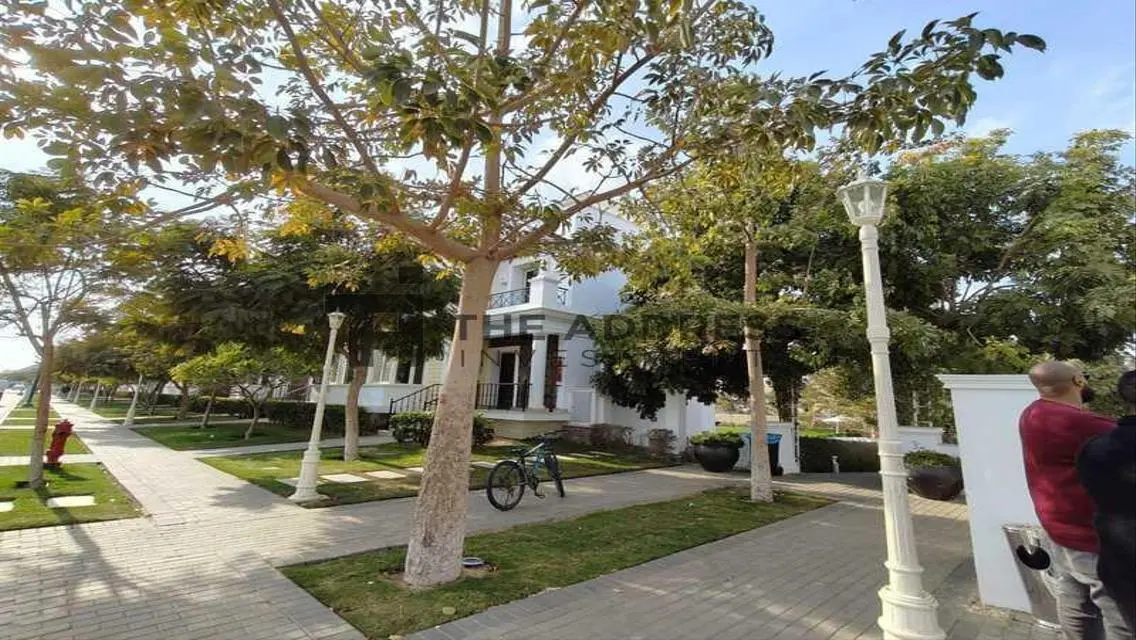 Luxury Villa in the Heart of the City at a Great Price